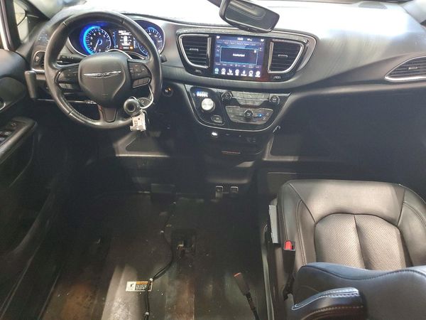2019 CHRYSLER PACIFICA