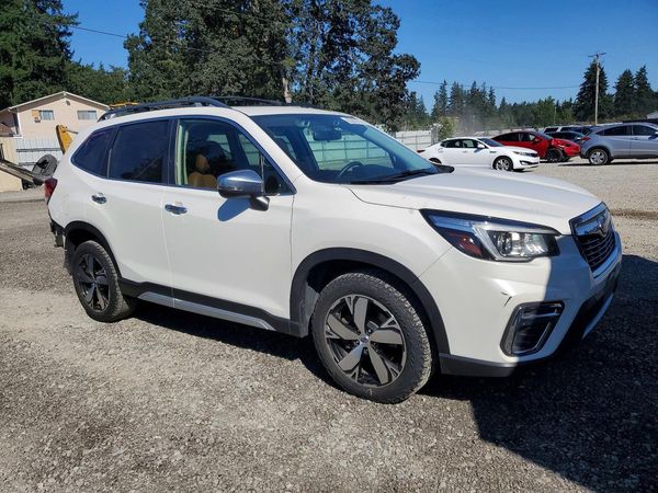 2019 SUBARU FORESTER