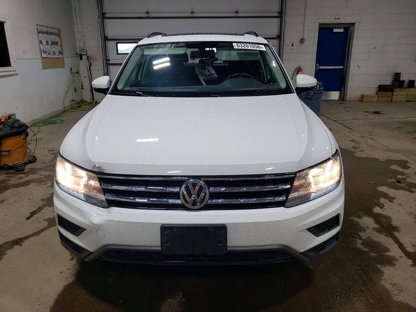 2021 VOLKSWAGEN TIGUAN