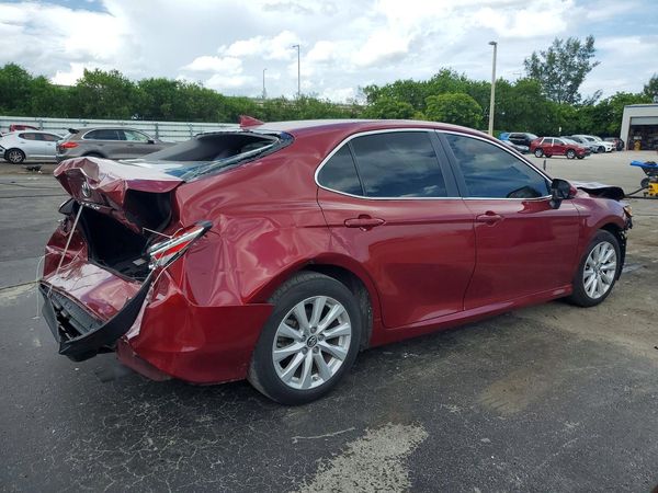2019 TOYOTA CAMRY