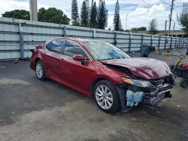 2019 TOYOTA CAMRY