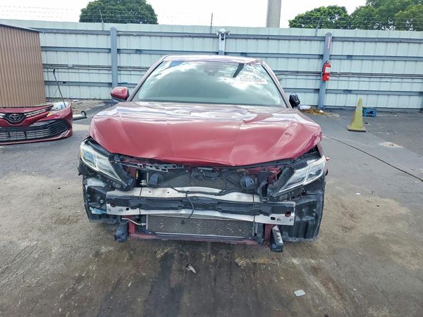 2019 TOYOTA CAMRY