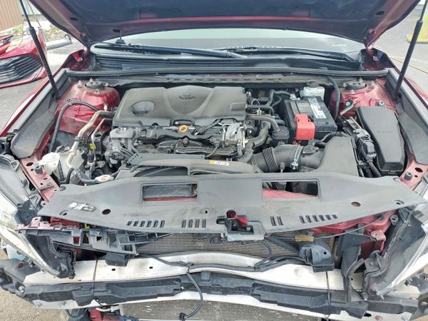 2019 TOYOTA CAMRY