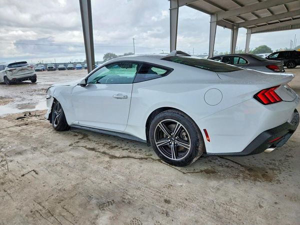 2025 FORD MUSTANG I4