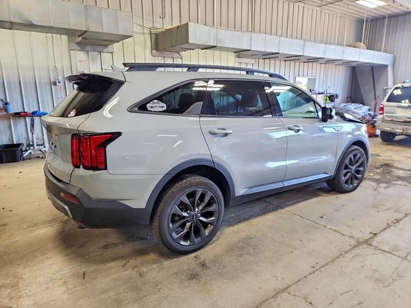 2022 KIA SORENTO