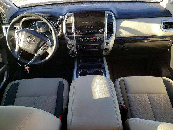 2021 NISSAN TITAN Crew Cab