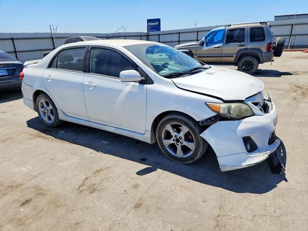 2013 TOYOTA COROLLA