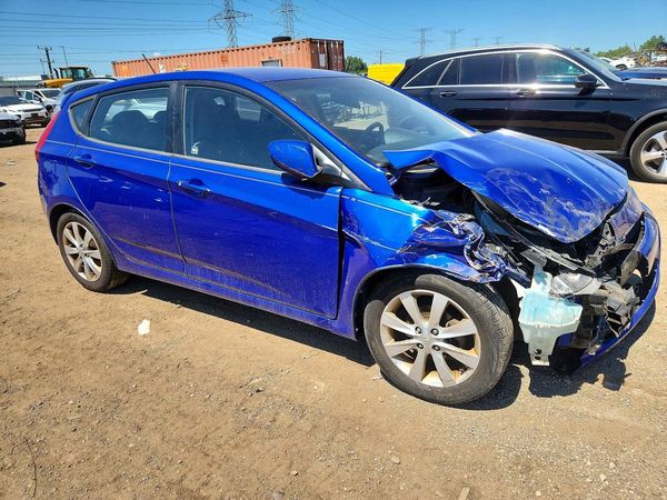 2012 HYUNDAI ACCENT GLS (Middle grade)