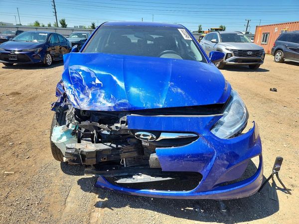 2012 HYUNDAI ACCENT GLS (Middle grade)