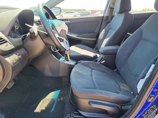2012 HYUNDAI ACCENT GLS (Middle grade)