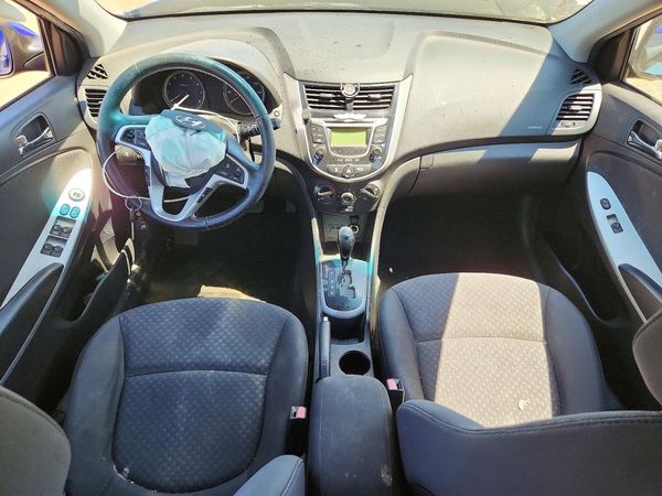 2012 HYUNDAI ACCENT GLS (Middle grade)