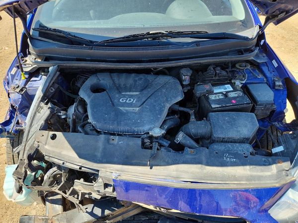 2012 HYUNDAI ACCENT GLS (Middle grade)