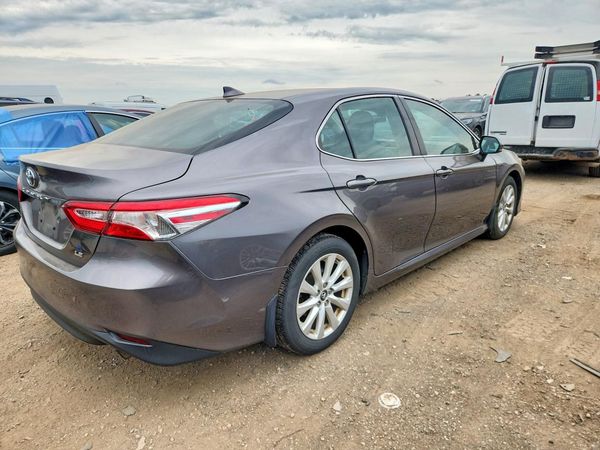 2019 TOYOTA CAMRY