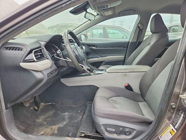 2019 TOYOTA CAMRY