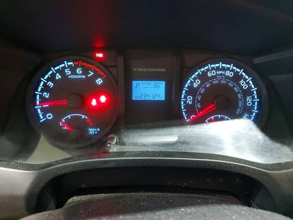 2016 TOYOTA TACOMA SR/SR5