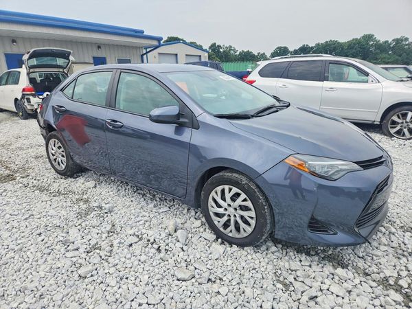 2018 TOYOTA COROLLA