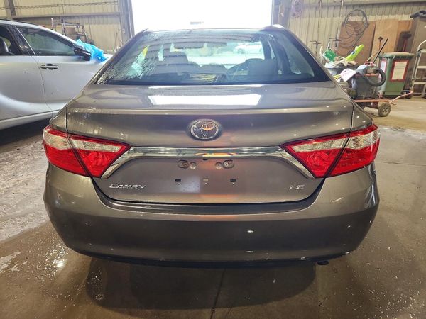 2016 TOYOTA CAMRY