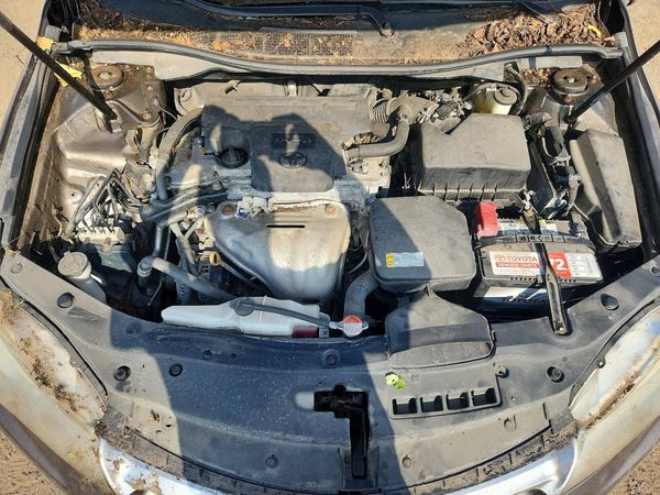 2016 TOYOTA CAMRY