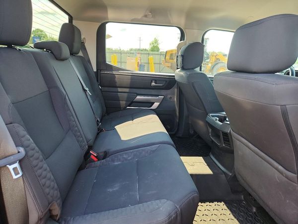 2022 TOYOTA TUNDRA SR5