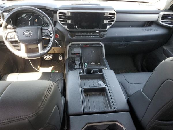 2022 TOYOTA TUNDRA