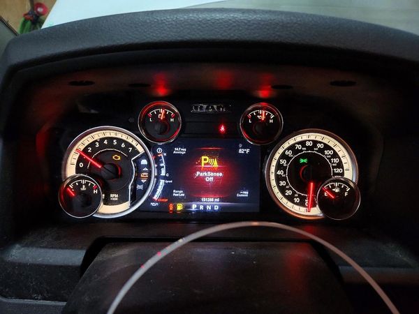 2017 RAM 1500 SLT