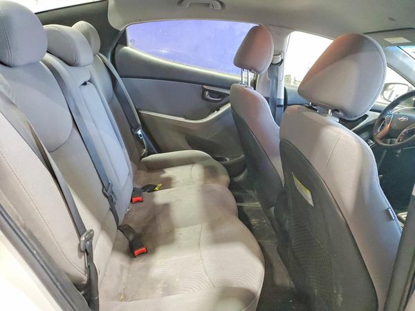 2015 HYUNDAI ELANTRA
