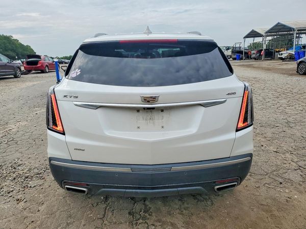 2023 CADILLAC XT5