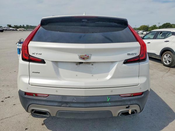 2019 CADILLAC XT4 Premium Luxury