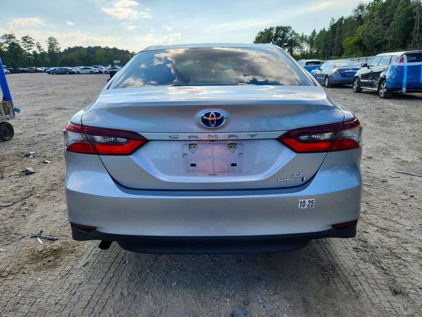 2024 TOYOTA CAMRY