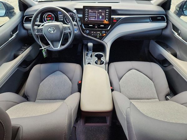 2024 TOYOTA CAMRY