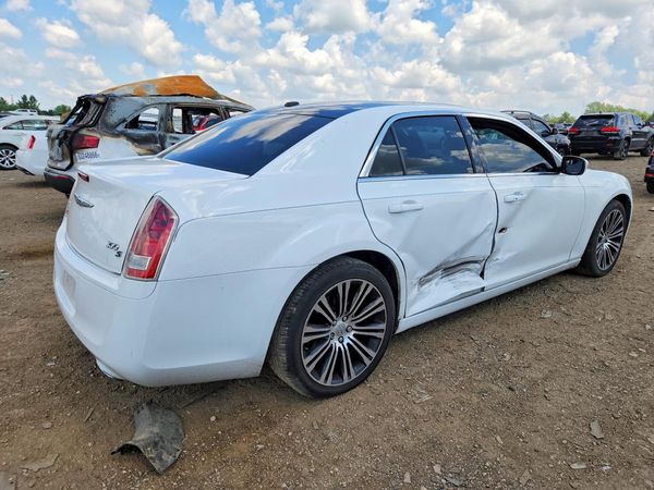 2013 CHRYSLER 300 300S V6