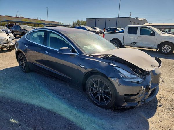 2018 TESLA MODEL 3 — Passenger 3/4