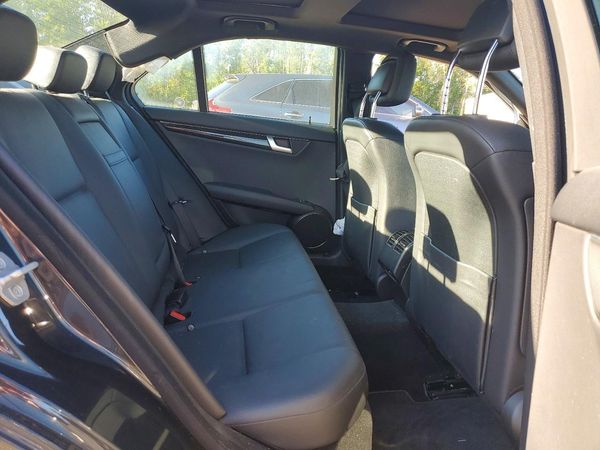 2012 MERCEDES-BENZ C