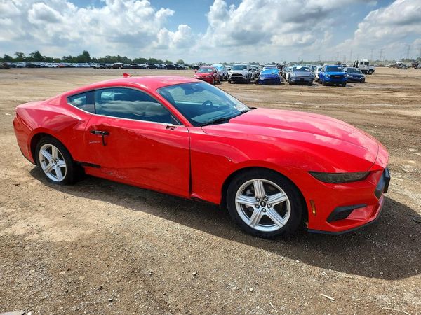2026 FORD MUSTANG I4
