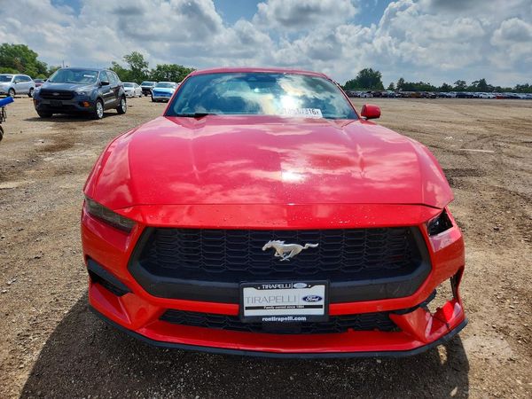2026 FORD MUSTANG I4