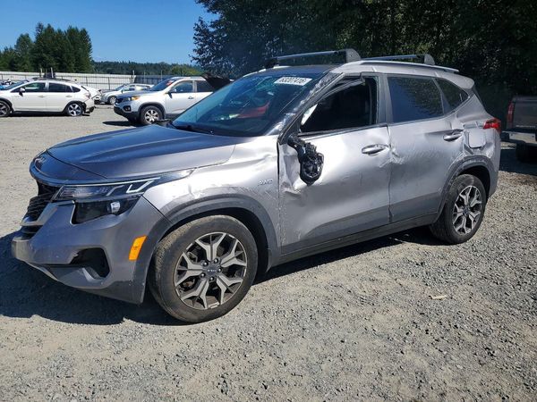 2022 KIA SELTOS EX
