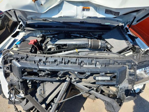 2024 NISSAN FRONTIER — Engine bay