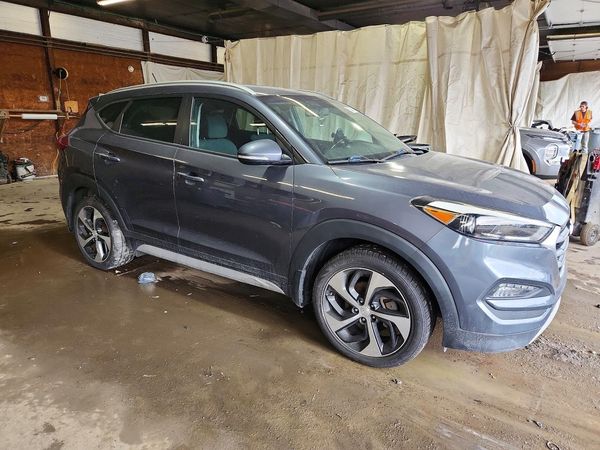 2017 HYUNDAI TUCSON