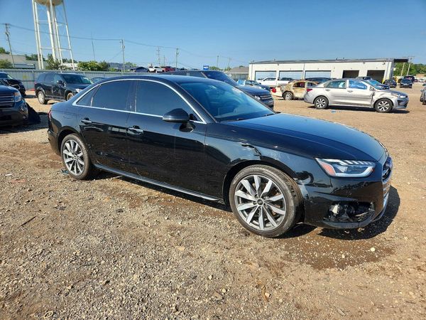 2021 AUDI A4 quattro Premium Plus