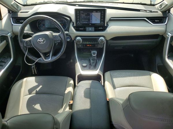 2019 TOYOTA RAV4