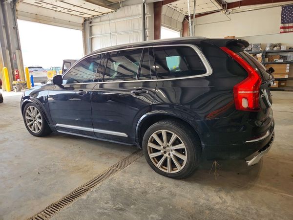 2016 VOLVO XC90