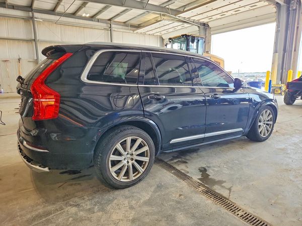 2016 VOLVO XC90