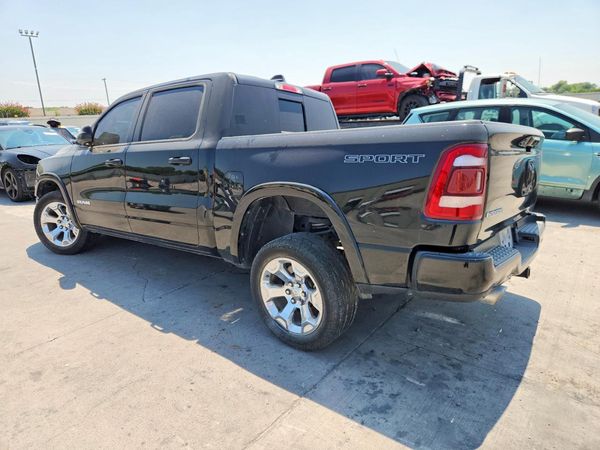2022 RAM 1500 LARAMIE CREW CAB 4X2
