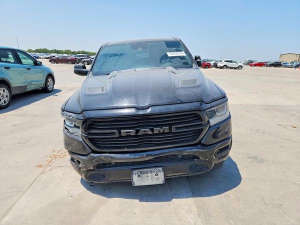 2022 RAM 1500 LARAMIE CREW CAB 4X2