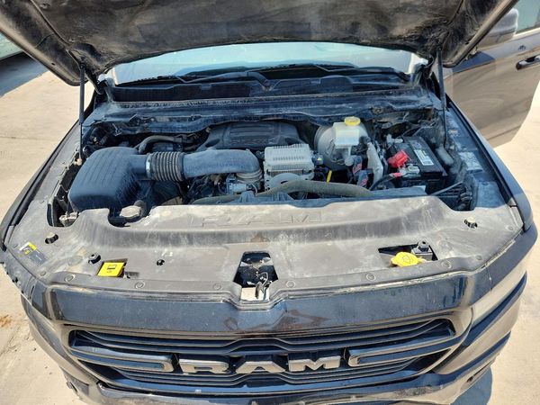 2022 RAM 1500 LARAMIE CREW CAB 4X2