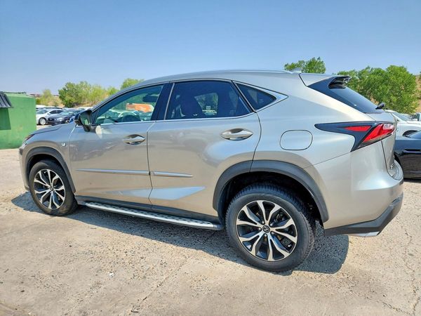 2016 LEXUS NX 200T 200t Luxury