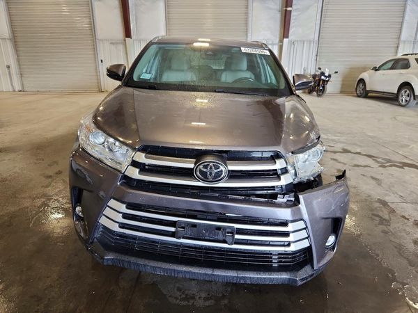 2019 TOYOTA HIGHLANDER SE/XLE