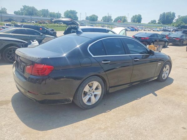 2012 BMW 528