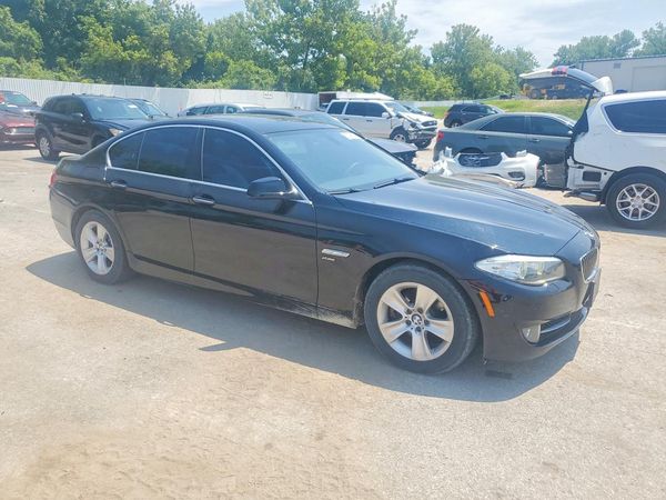 2012 BMW 528