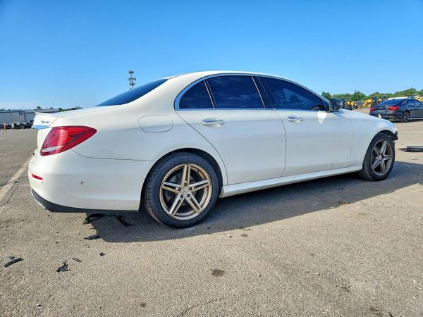2017 MERCEDES-BENZ E E300-4M
